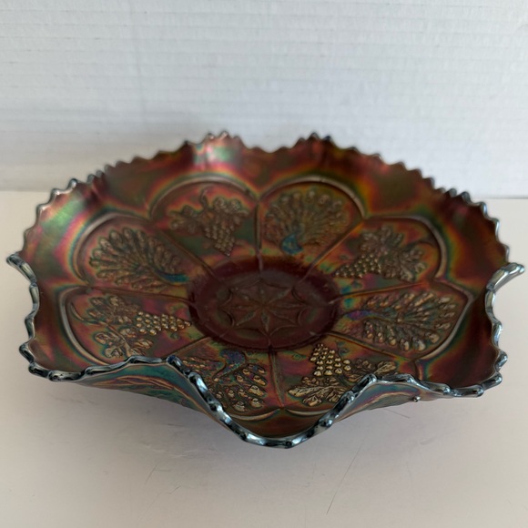 Fenton Carnival Glass Iridescent Amethyst Ruffled Edge Dish Peacock and Grape - Picture 2 of 14